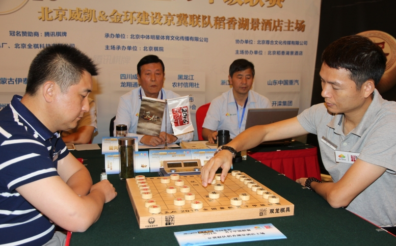 张强对郑一泓